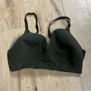 Aerie‎ real chill wireless olive green bra